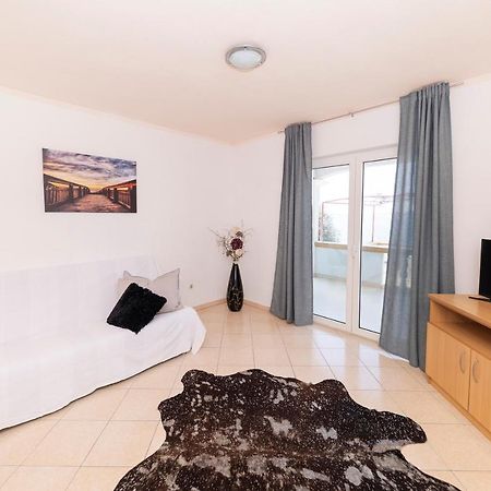 Apartments Seaside Bibinje Bagian luar foto