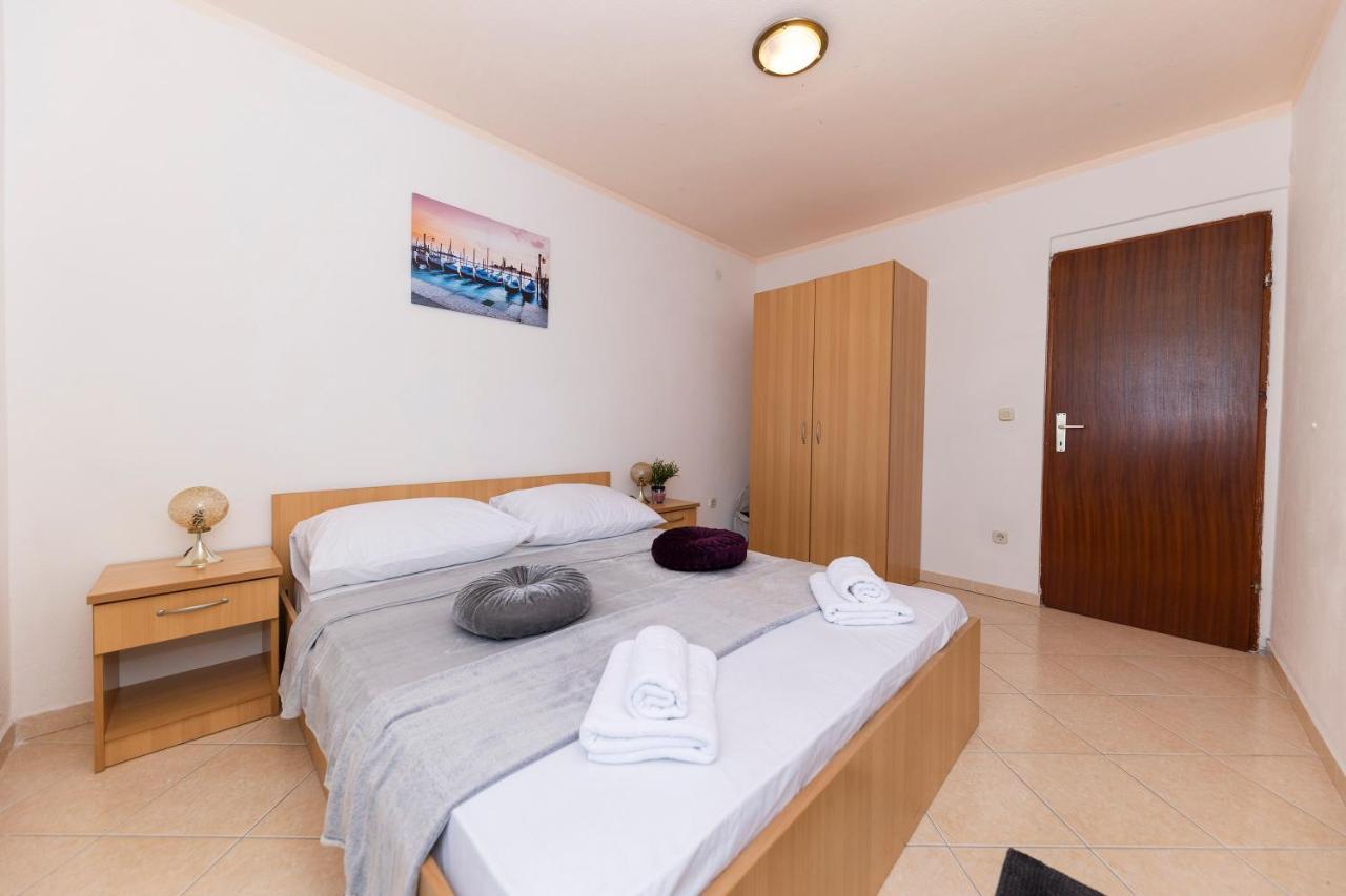 Apartments Seaside Bibinje Bagian luar foto