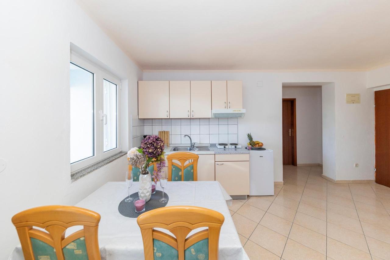 Apartments Seaside Bibinje Bagian luar foto